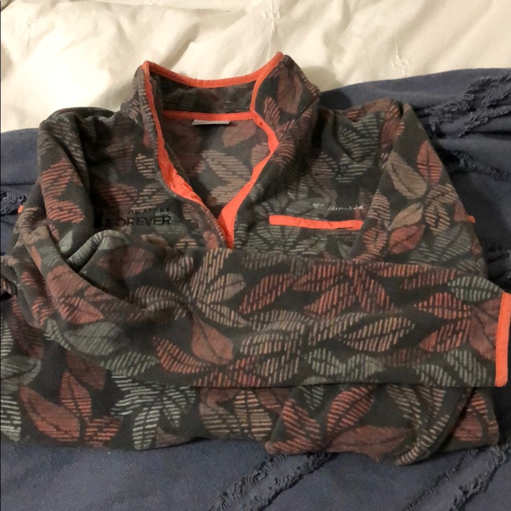 Columbia patterned pull over - Picture 4 of 4
